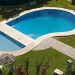 Torreblanca Park Апартаменти *